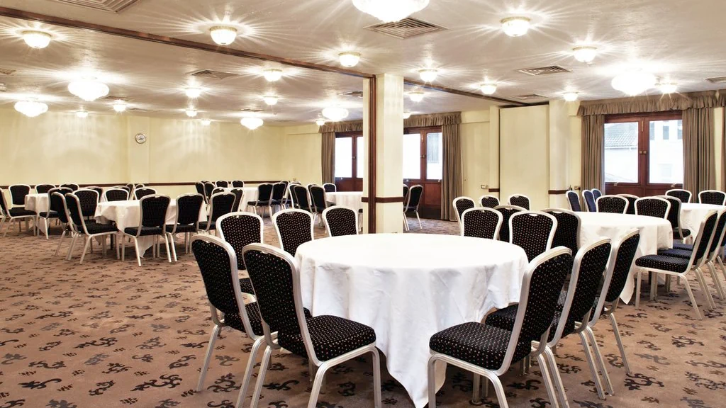 الفندق كوبثورن إيفنغهام بارك - كراولي